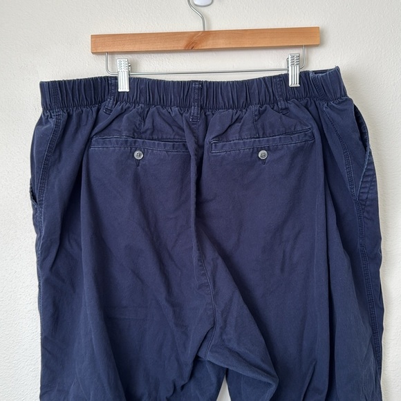 Old Navy Women’s Easy Chino Pants in Navy - Picture 4 of 8